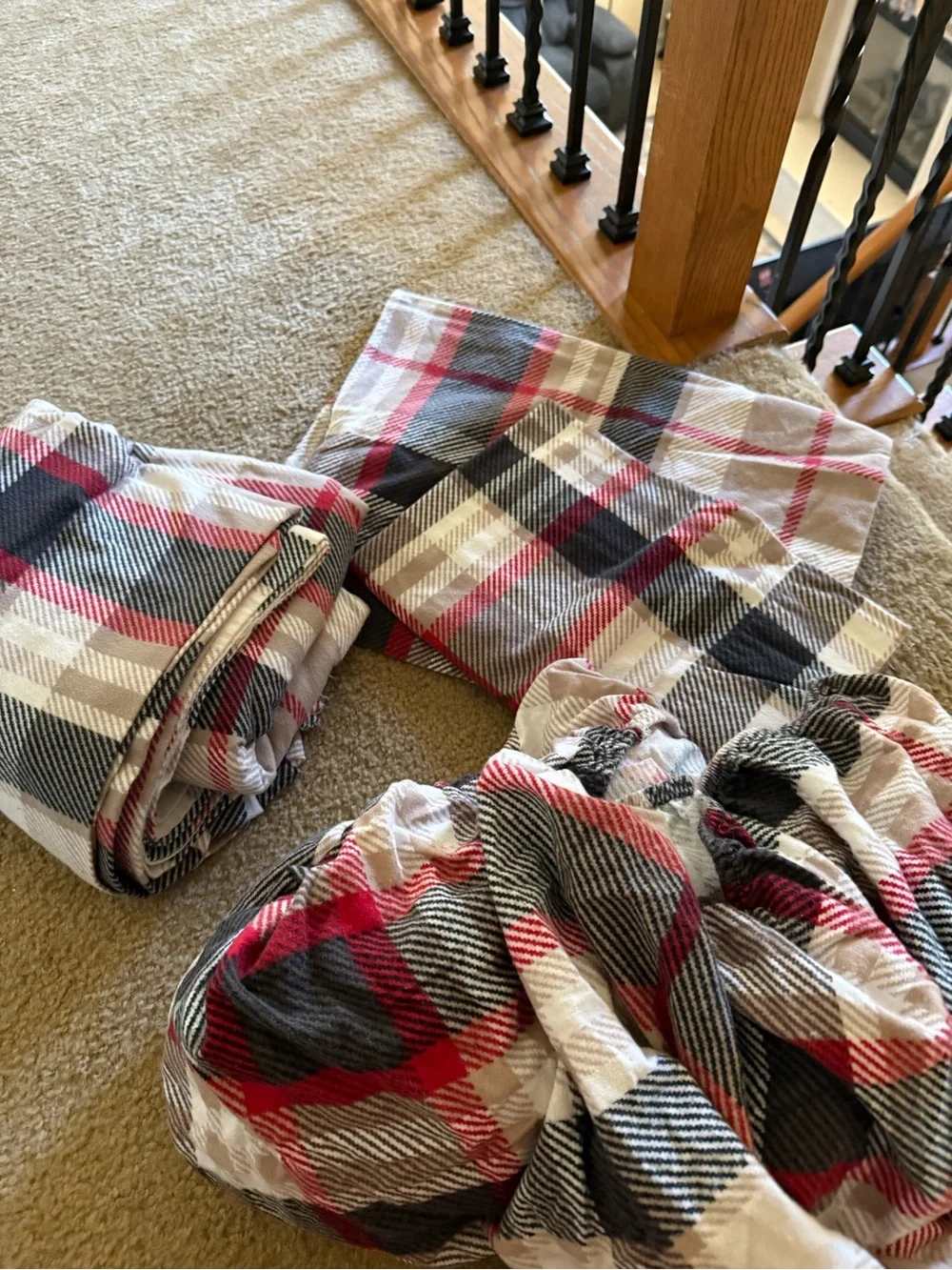 Plaid Flannel Sheet Set in Red, Black & White